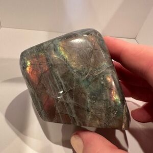 Labradorite freeform with rainbows